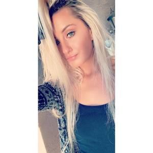 Meet your Posher, Alexis